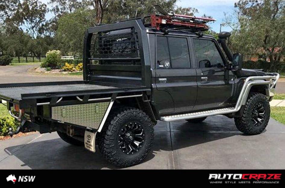 TOYOTA LANDCRUSIER ASSAULT GLOSS BLACK MILLED ACCENTS